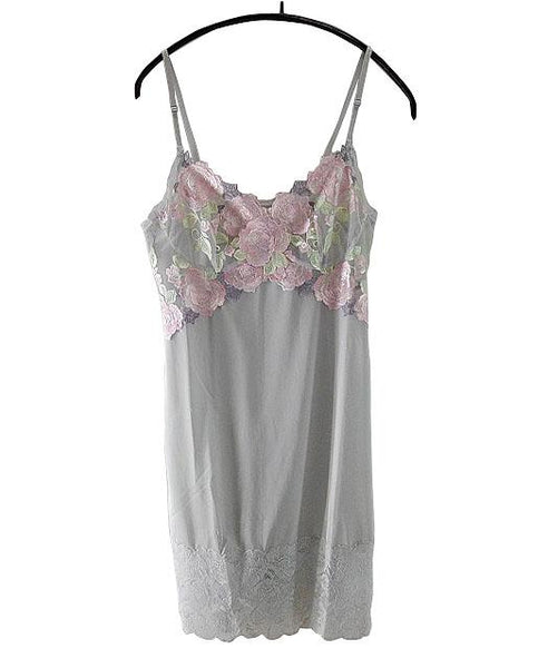 【スリップ】80-90サイズ|シルバーホワイト/ パールピンク/ 紫/ 緑|肩紐調節可|前メッシュ|前刺繍|裾レース