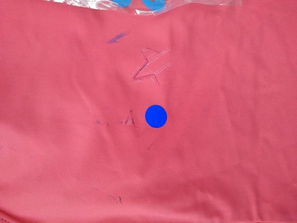 【水着(訳あり)】Lサイズ|ピンク/ ブルー/ 白 インディゴブルー|上タンクトップ風|左胸プリント柄|ショーツ|ショートパンツデニム素材